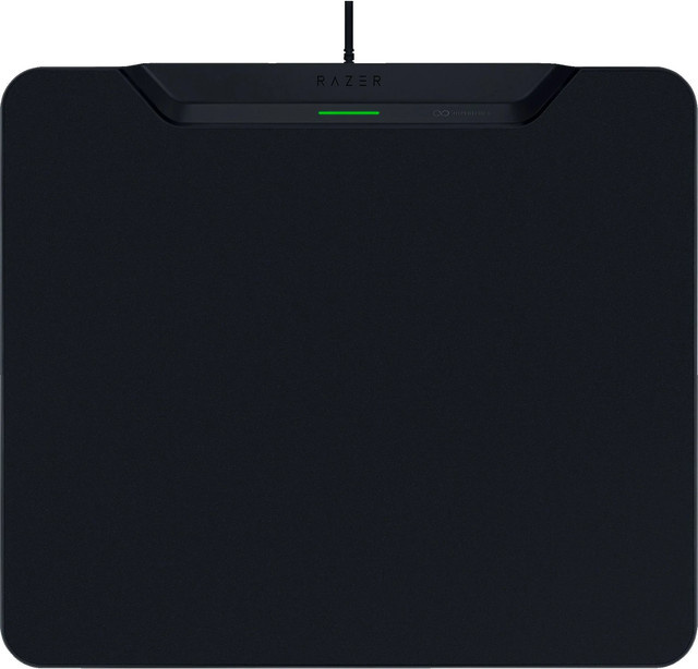 Razer HyperFlux V2 Hard Edition Wireless Charging System Gaming-Mauspad in Schwarz - Bild 1