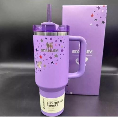 Stanley x Olivia Rodrigo Quencher H2.0 Flowstate Tumbler 40oz in Purple - Bild 1