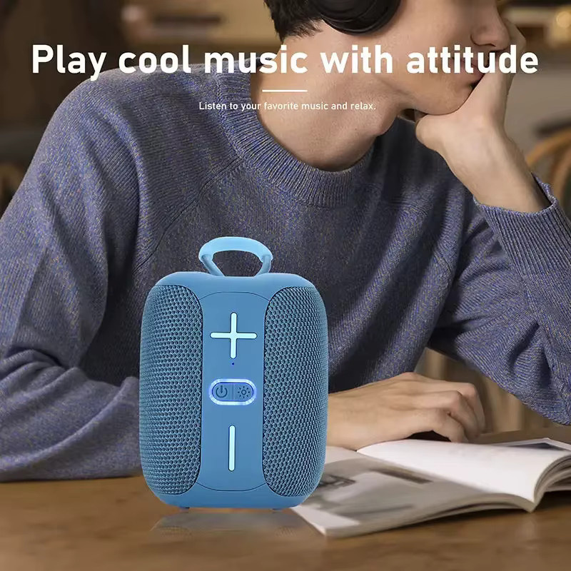 T&G Tragbarer Bluetooth Lautsprecher mit Subwoofer und FM Radio in Grau - Bild 5