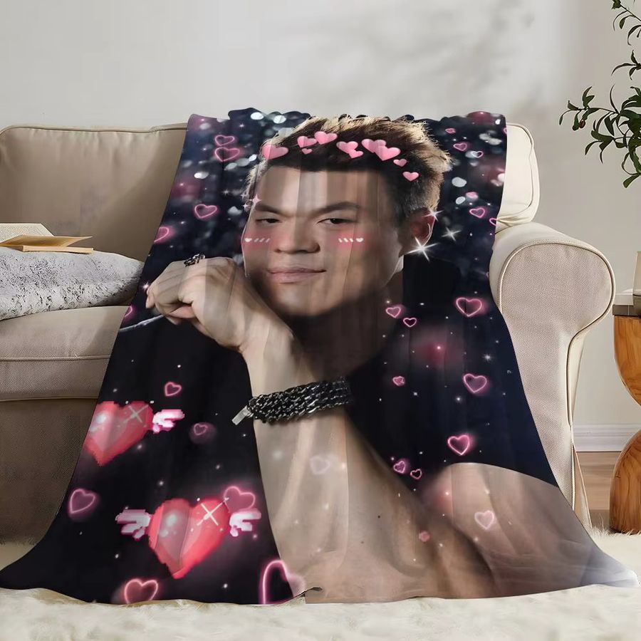 JYP Memesees Fleecedecke aus weichem Korallenfleece in Schwarz - Bild 2