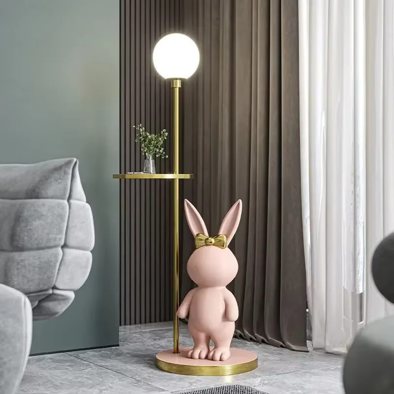 JIANKEXING Moderne LED-Stehlampe im Kaninchen-Design in Weiß mit Gold/Messing-Akzenten für Wohnzimmer, Schlafzimmer und Kinderzimmer - Bild 3