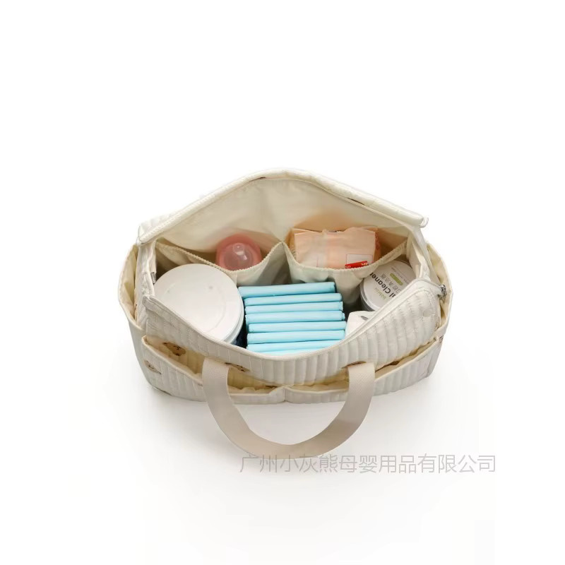 Multifunktionale Wickeltasche movokbaby mit Stickerei und Kinderwagen-Halterung, Farbe: Grün - Bild 2