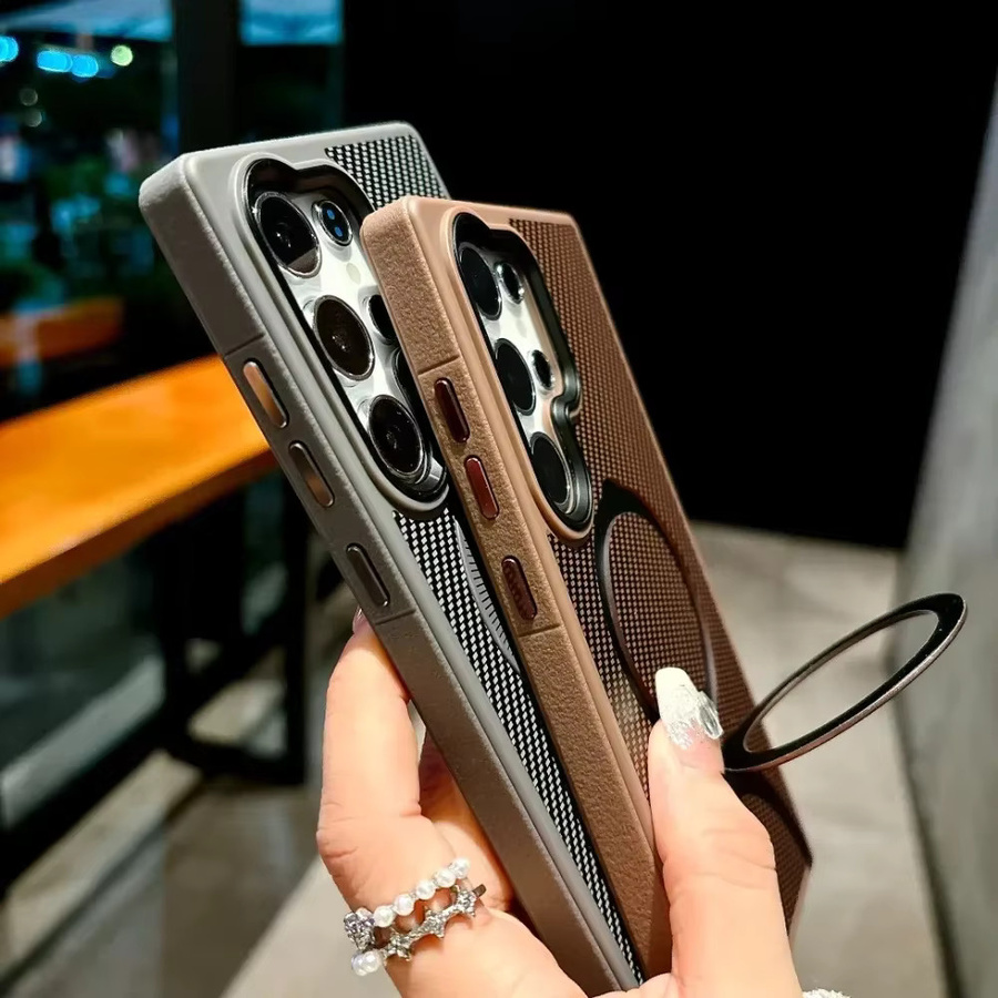 Magnetische Handyhülle aus Carbon Faser und Leder für Samsung Galaxy S25 Ultra und S24 Ultra mit Ringhalter in Gold - Bild 1