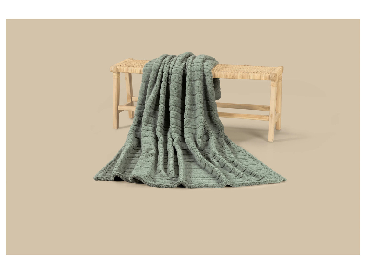 LIVARNO Kuscheldecke aus Polyester in Grün, B/B: 150 x 200 cm - Bild 2
