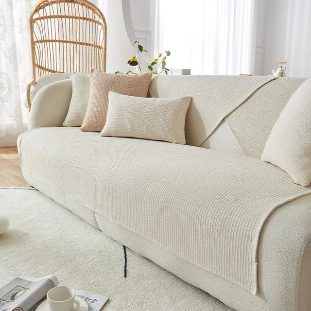 Rutschfester Sofabezug aus Baumwoll-Leinen in Beige, Universal Sofamatte für alle vier Jahreszeiten, B/B: 70 x 70 cm - Bild 1