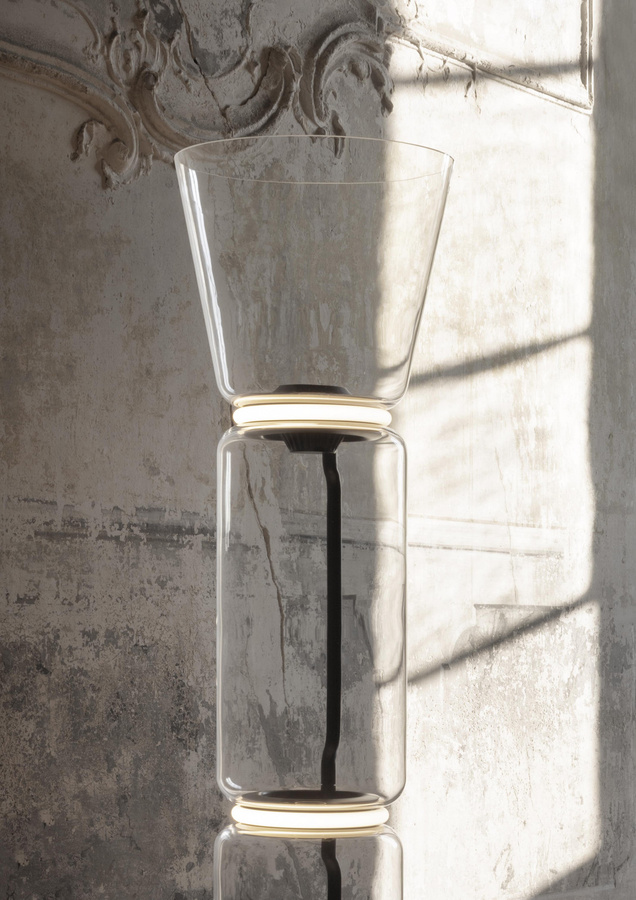Flos Noctambule 2 High Cylinder Cone Small Base Stehleuchte aus transparentem Glas mit dimmbarer LED - Bild 4