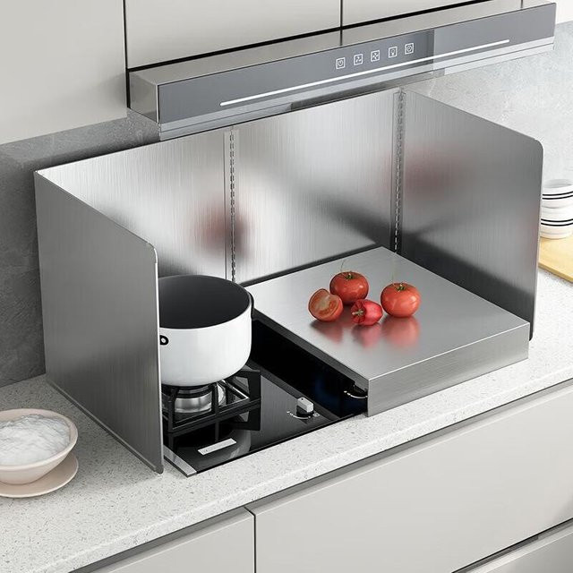 Miaoxinsi Küchenspritzschutz aus Edelstahl in Silber, 4-fach Öl- und Spritzschutz für den Gasherd - Bild 1