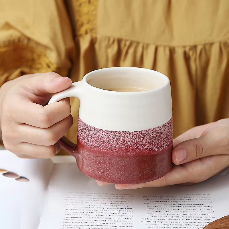 Keramiktasse im Retro-Stil in Rot und Mehrfarbig, kleine Kaffeetasse aus Keramik, ofenfest - Bild 2