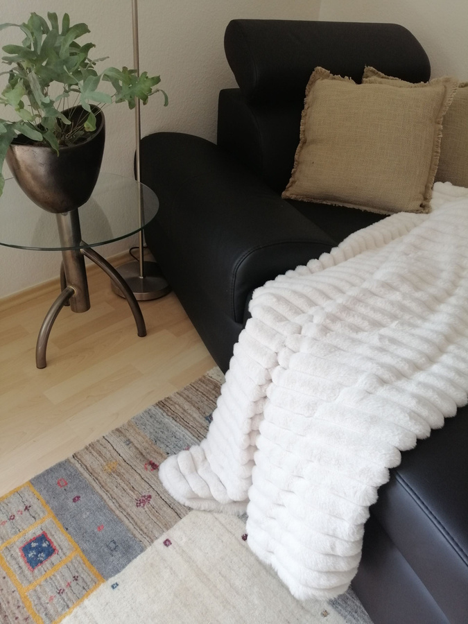 Webpelzdecke Midas von STAR HOME in Creme, kuschelige Felldecke B/B: 150 x 200 cm - Bild 1