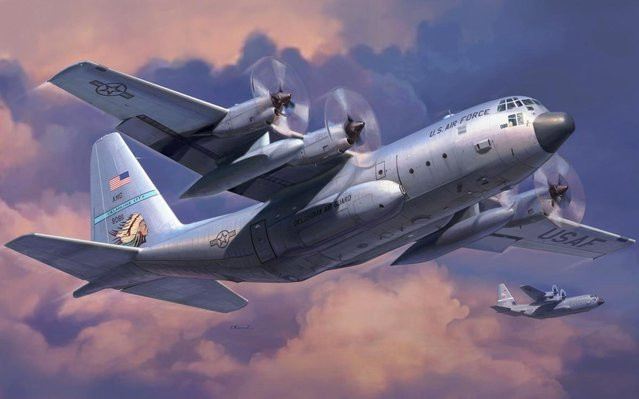 Zvezda C-130 H Hercules, Fahrzeug, 1:72 - Bild 1
