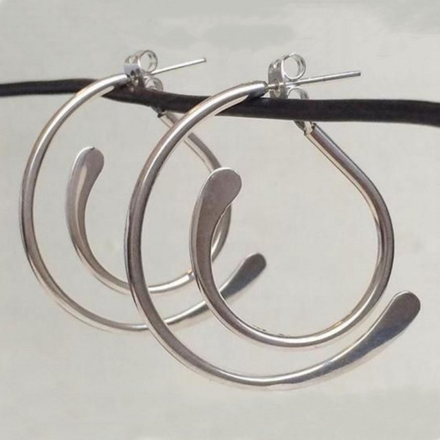 Futz Creolen, Silber, geometrisches Design - Bild 1