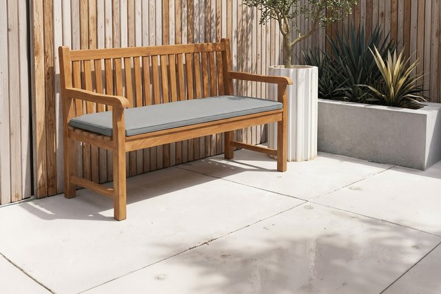 OUTFLEXX Tulare Bankauflage aus Polyacryl in Grau, wetterfest und UV-beständig, B: 150 cm, T: 52 cm, Höhe: 5 cm - Bild 1