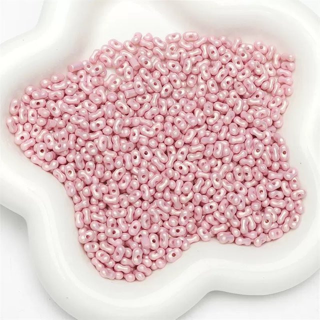 Datgo Acryl Bunte Perlen Set, Bastelzubehör, 100 Stück - Bild 1