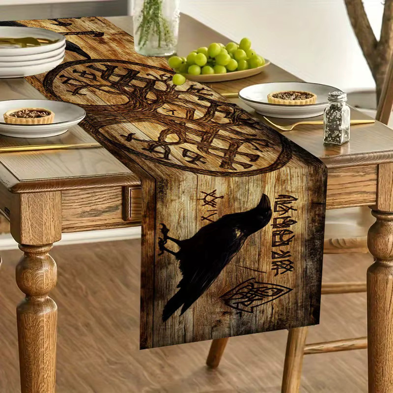 VIKAMA Tischflagge im skandinavischen Wikinger-Stil aus Holz und Textil, Dunkle Vintage-Tischdekoration mit Rabe, Rune und Baum des Lebens, B/H: 90,0 x 33,0 cm, Schwarz-Braun - Bild 3
