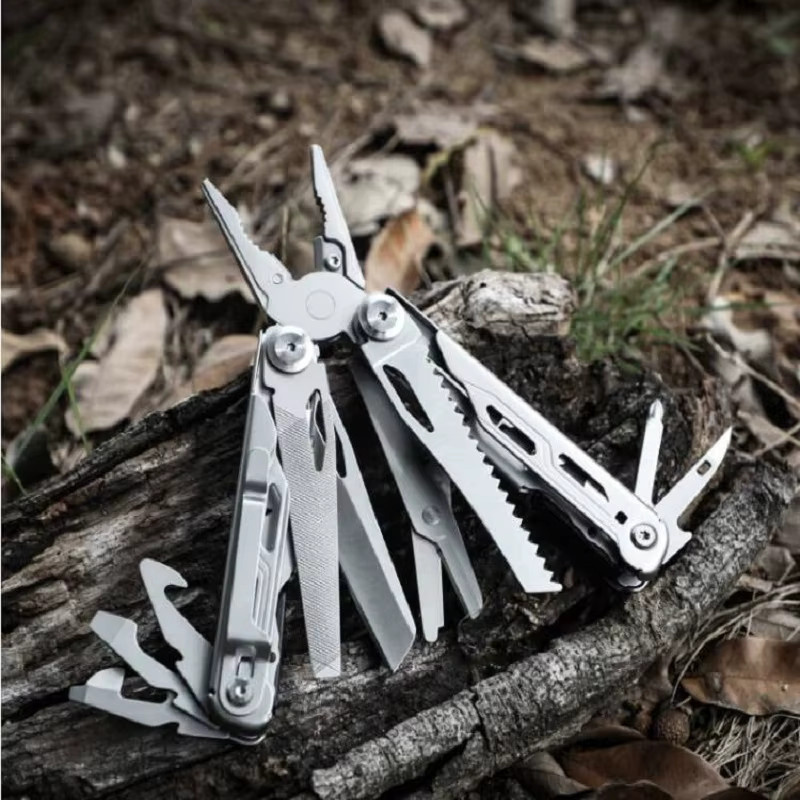 Daicamping DL1 DL0 EDC Multifunktionswerkzeug in Silber mit Klinge und Clip als faltbares Multitool - Bild 6