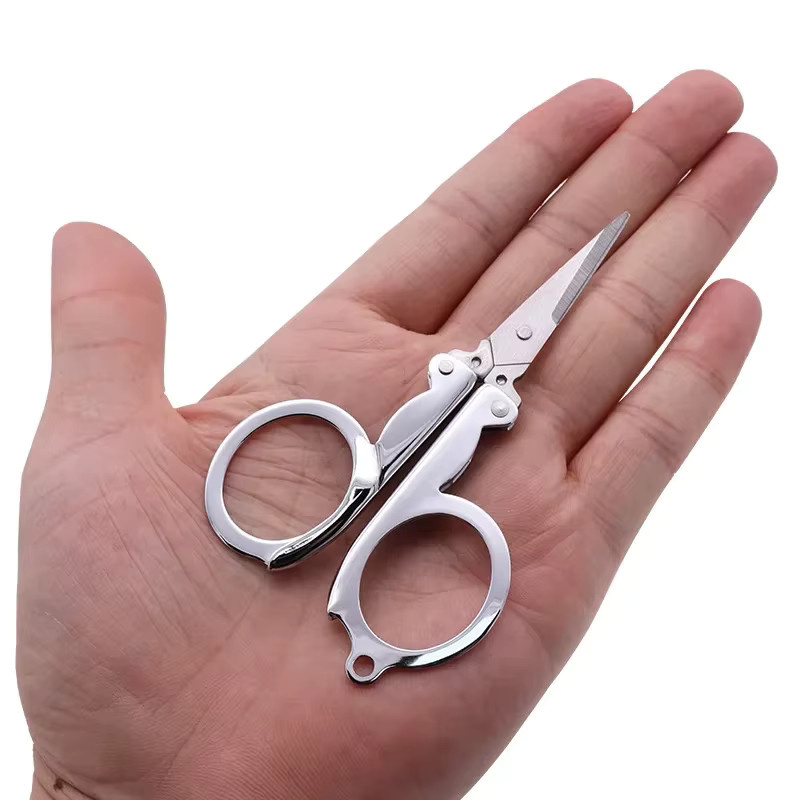 vvocci Mini-Schere in Silber für Papierarbeiten, Basteln und Schule - Bild 2