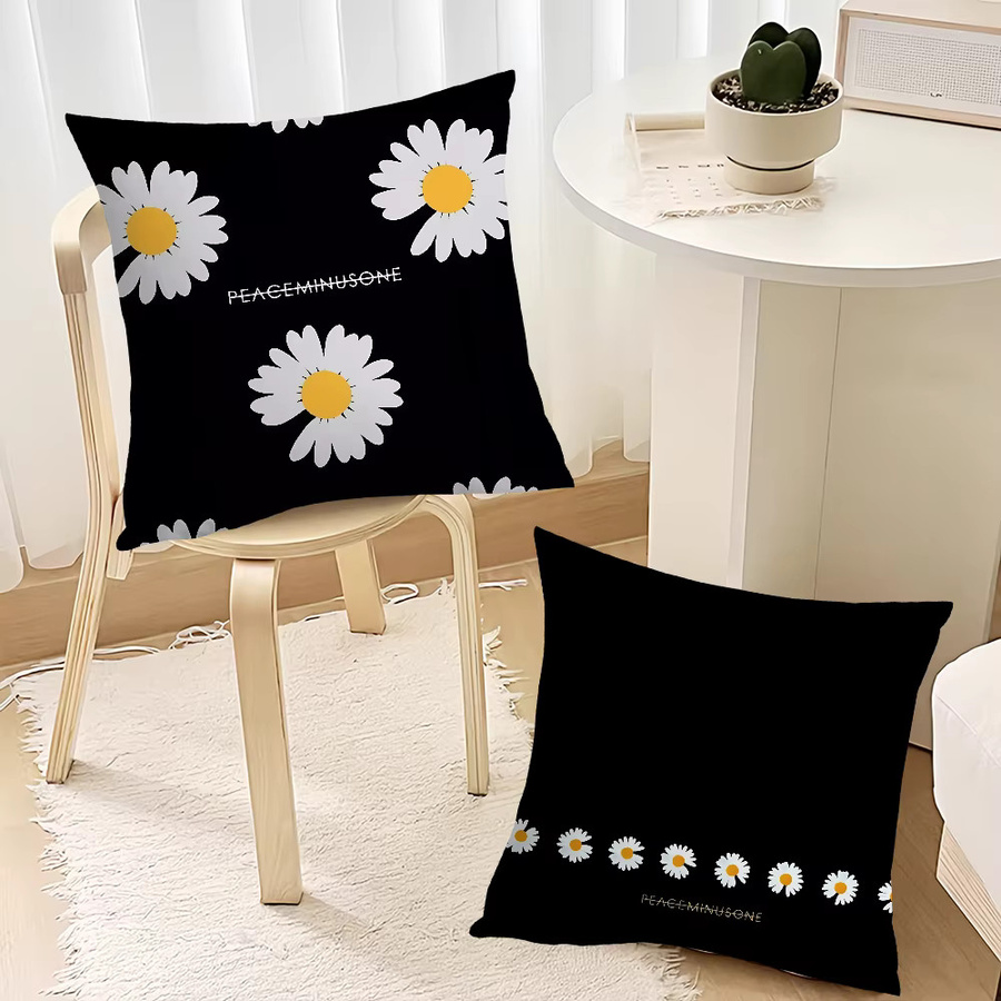 Dekorativer Peaceminusone Kissenbezug für Sofa und Schlafzimmer in Aesthetic Design - Bild 2