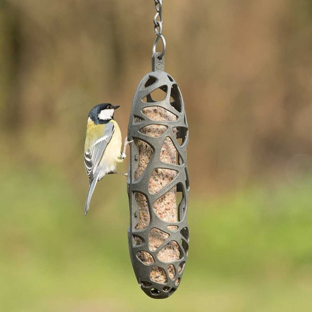 SingingFriend Energierollen- oder Meisenknödel-Halter Sam in Grau aus Kunststoff - Bild 1