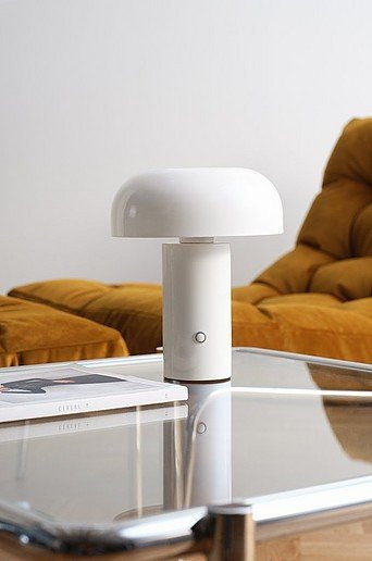 Jotex RAGGE tragbare Tischlampe in Weiß mit dimmbarer LED und Akku - Bild 1