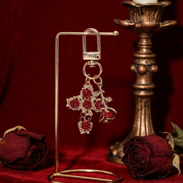 Schlüsselanhänger NXQXN, Rosenkreuz, rote Emaille, Damen - Bild 1
