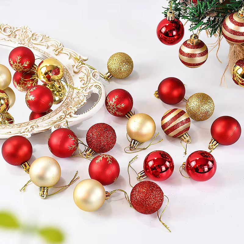 ZQNYCY Weihnachtskugeln Set in Rot und Gold, 50 Stück runde Christbaumanhänger für Weihnachtsdekoration und Silvester - Bild 3