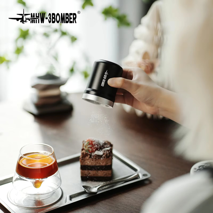 MHW-3BOMBER Shark Powder Shaker Schwarz mit magnetischem Aluminiumdeckel und drei austauschbaren Sieben für Kaffee und Backen - Bild 6