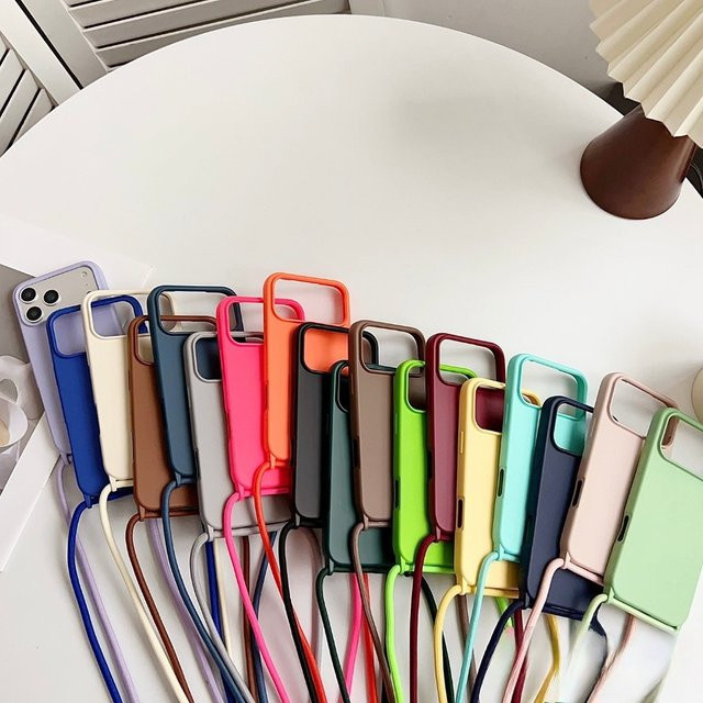ZMZKRX Flüssigsilikonhülle mit Halsketten-Trageband für iPhone 11 bis iPhone 17 Pro Max, Farbe: Grün - Bild 1