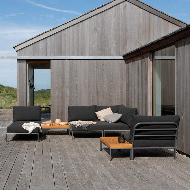 Houe Level 2 Lounge Set in Grau mit 2-Sitzer, Loungesessel, Daybed, Beistelltisch und Sidetable - Bild 1