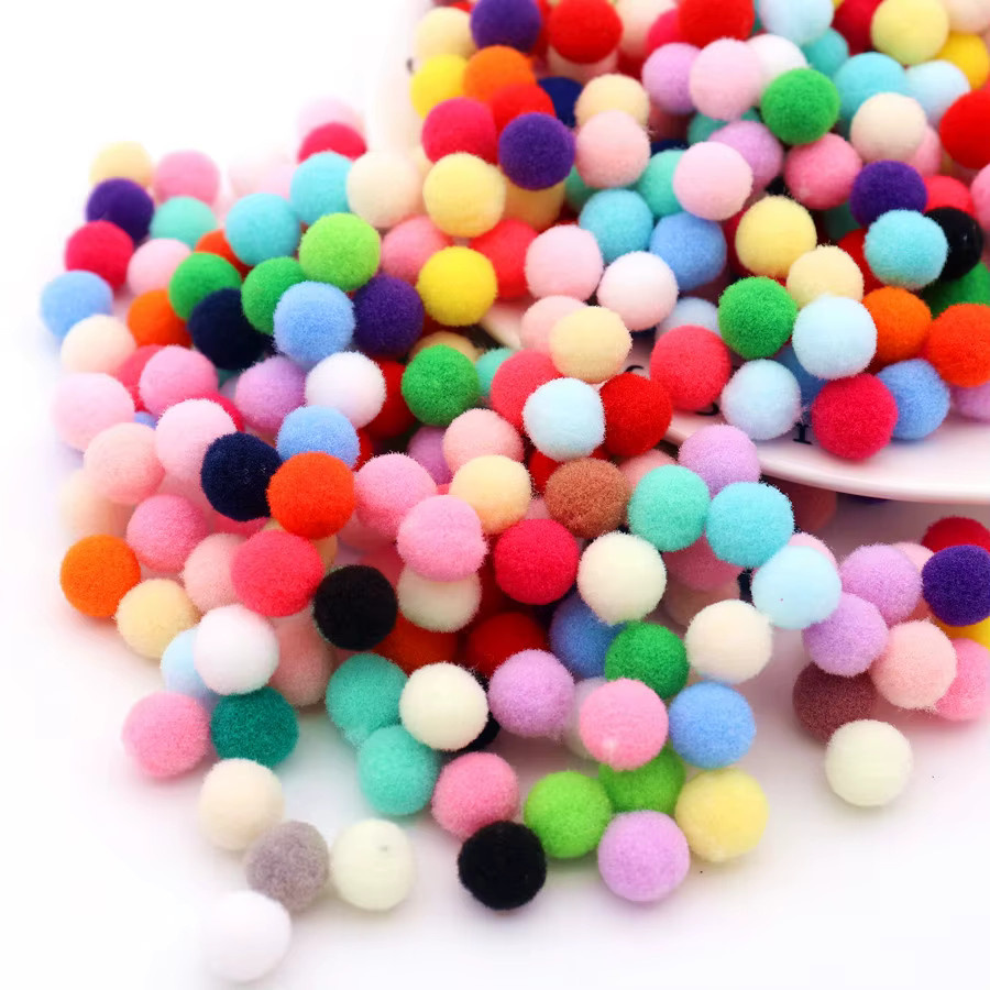 300 Stück flauschige Bommelbälle zum Basteln und Nähen, 10 mm Durchmesser, Multicolor und Gelb - Bild 3