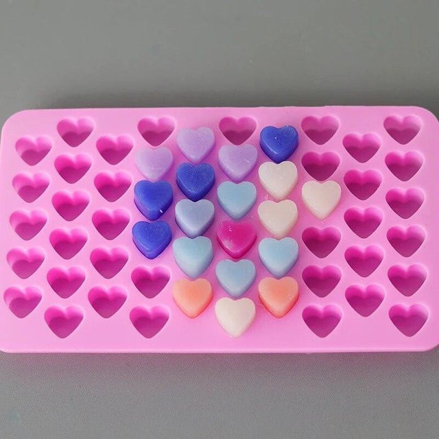UDOCOOL Silikon-Backform in Herzform mit 55 Fächern, lebensmittelechte Form für Schokolade, Eiswürfel oder kleine Kuchen, Farbe: Pink - Bild 1