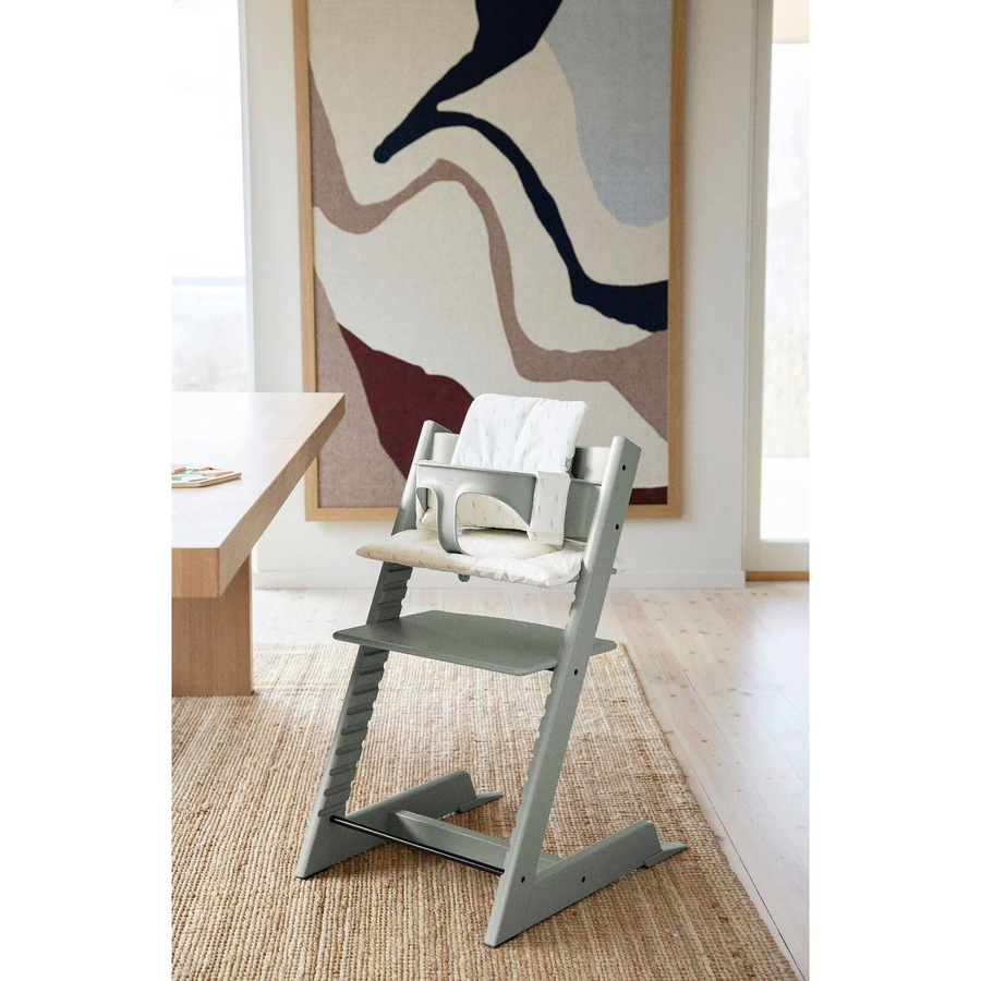 Stokke Tripp Trapp Treppenhochstuhl Bundle mit Babyset aus Buchenholz in Grau und Grün - Bild 1