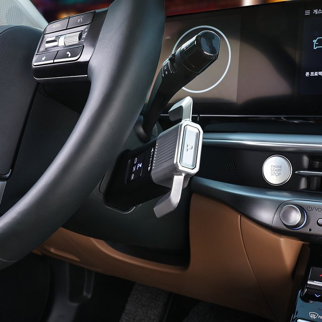 Aluminium Lenkrad Schaltknauf und Assistent-Tastenabdeckung für Hyundai Santa Fe, Tucson, Kona und Sonata 2024-2026 in Silber von TYWZ - Bild 1