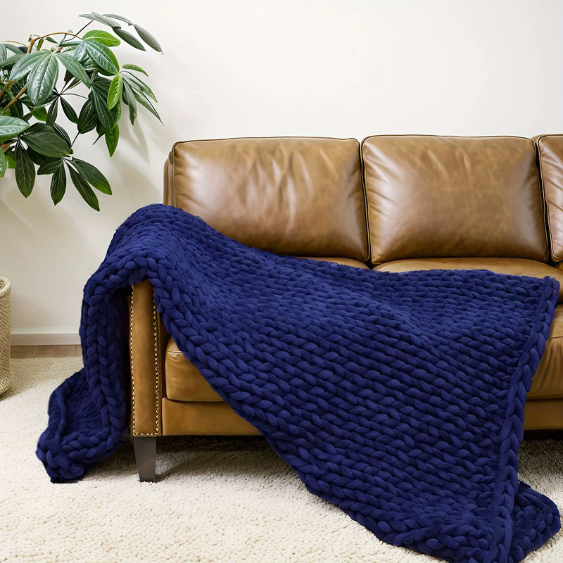 Gewichtete Decke von JUANNAI in Queen-Size, handgestrickte Minky Chunky Decke aus Polyester, Blau, weich und atmungsaktiv - Bild 2