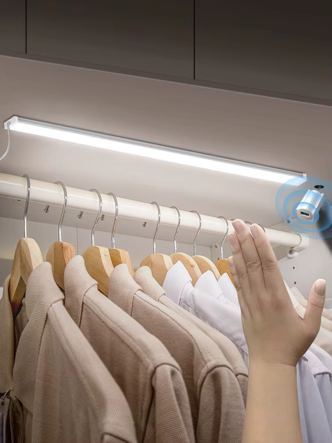Rybakov LED Schrankbeleuchtung mit Hand-Wisch-Sensor, COB LED Streifen in Weiß für Küche und Bar - Bild 4