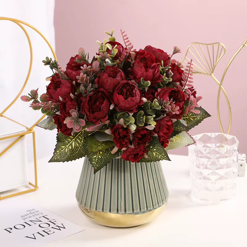 NANDI Künstliche Rosen in Rot mit 9 Köpfen zur Tischdekoration für Hochzeit und Wohnzimmer - Bild 2