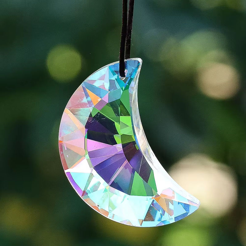 Mehrfarbiger Regenbogen Mond Suncatcher aus Glas mit Prisma-Effekt als hängende Kristall-Dekoration, Durchmesser: 50 mm - Bild 3