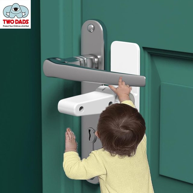 Two Dads Kinder Türgriff Schlösser aus Kunststoff in Weiß, 2 Stück zur Sicherung von Türen für Kinder und Haustiere - Bild 1