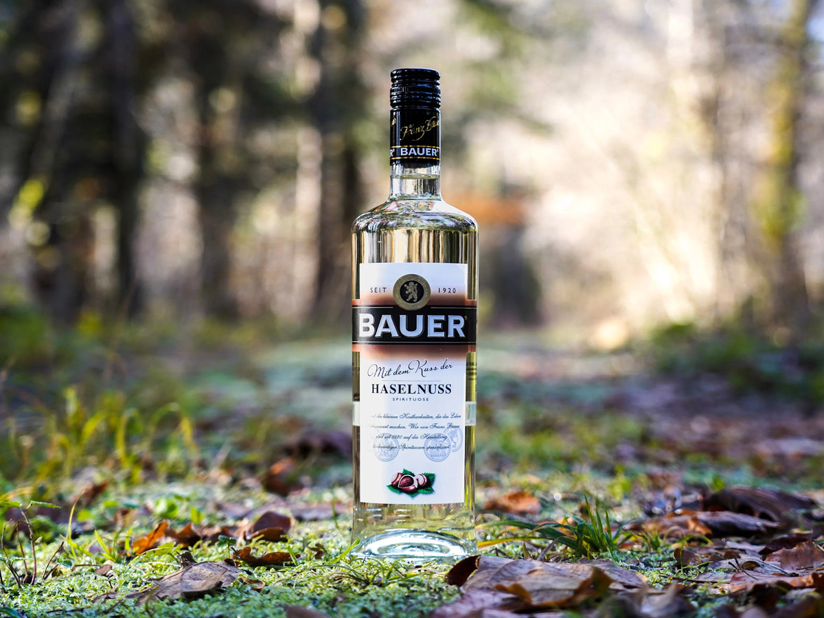 Bauer Kuss der Haselnuss Spirituose 0,7 l - Bild 2
