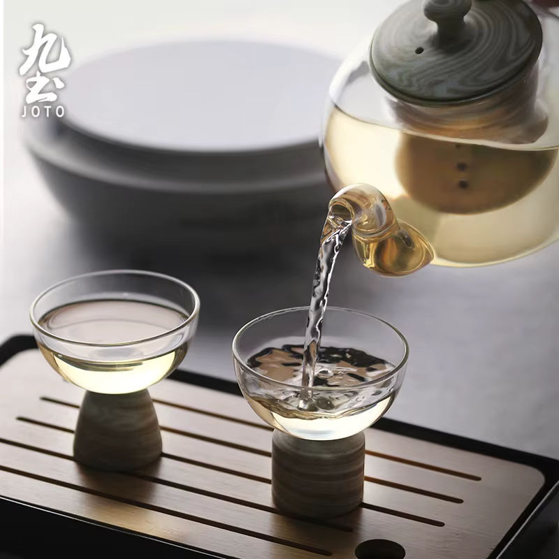 JOTO Glas-Teetassen-Set mit Holzsockel, handgefertigte transparente Teetassen, 3er-Set, rund und minimalistisch, Farbe: transparent - Bild 4