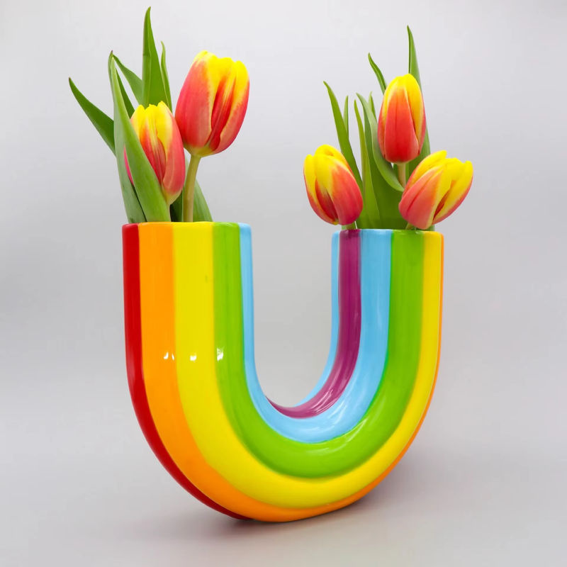 Moderne Regenbogen U-Form Vase aus Kunstharz in Mehrfarbig für Schnittblumen und Trockenblumen - Bild 2