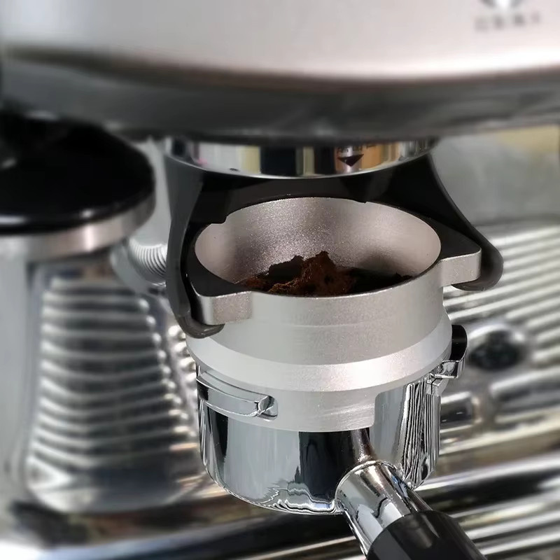Sage Aluminium Kaffeedosierring für Breville Sage 8 Series Siebträger, 54 mm, Schwarz/Silber - Bild 4