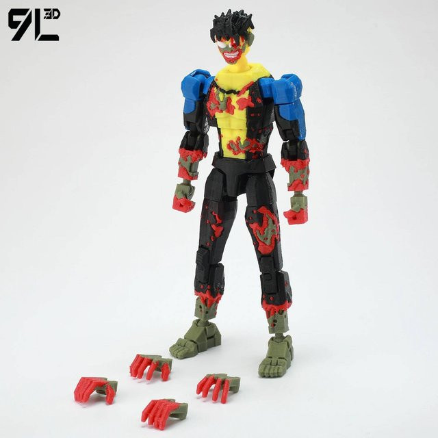 Mark Grayson Actionfigur, Invincible, ab 14 Jahren - Bild 1