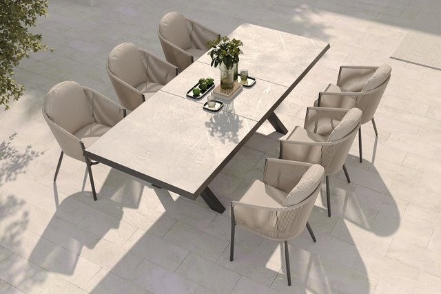 OUTFLEXX Tavio Garten-Essgruppe aus Aluminium, Steinimitat und Rope-Geflecht in Schwarz/Beige mit ausziehbarem Tisch und 6 Diningsesseln - Bild 1