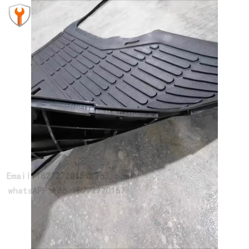 Bodenmatte für Linde Gabelstapler in Schwarz (Teilenummer 3514313023) - Bild 2
