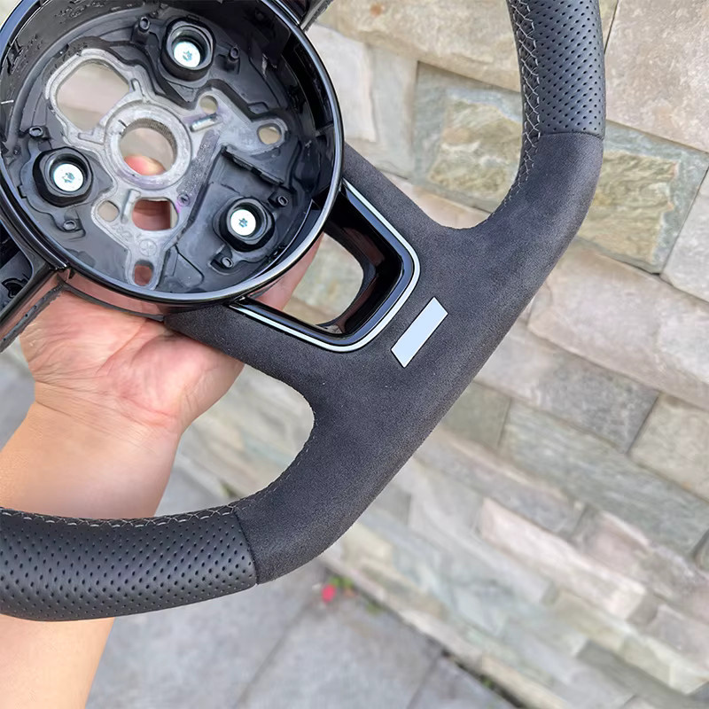 Sport Lenkrad aus Leder mit flachem Boden und Perforation für Audi A3 A4 A5 S3 S4 S5 2017-2022 in Schwarz - Bild 2