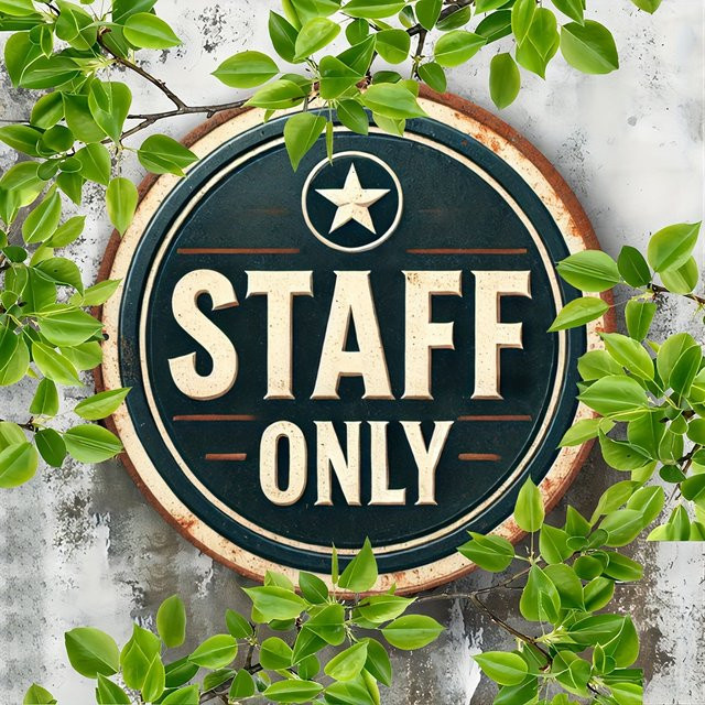 Potdemiel Vintage Metallschild Sadely Staff Rundes Aluminiumdekor Multicolour Durchmesser: 19,81 cm - Bild 1