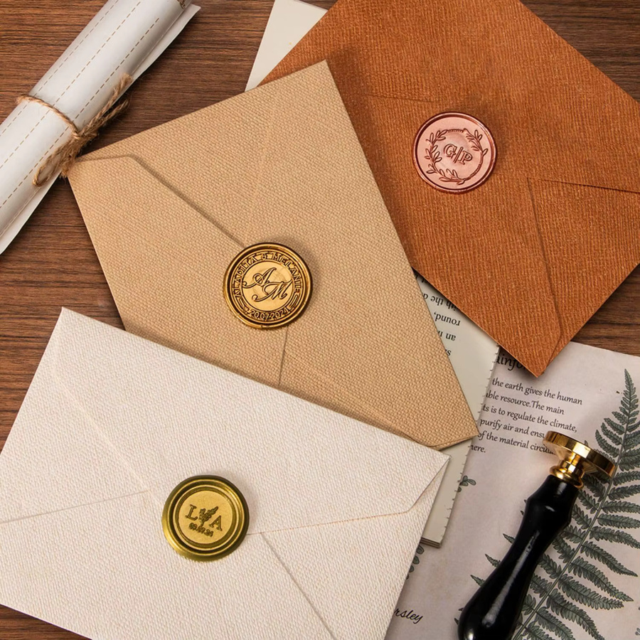 Personalisierter Siegelwachsstempel aus Metall und Holz zur Gestaltung von Umschlägen und Dekorationen für Hochzeiten oder Geburtstage in Mehrfarben - Bild 5