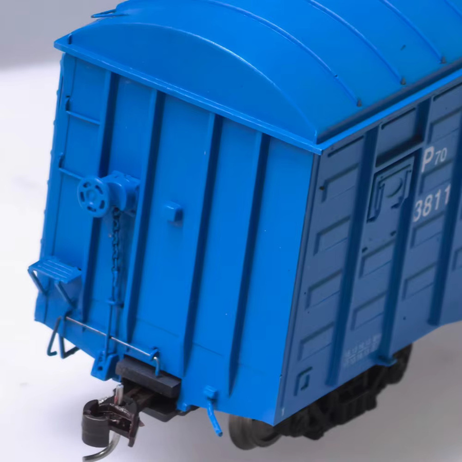 MODEL RTR P70 Boxcar Frachtauto, Zugmodell, 1:87, blau, mit zu öffnenden Türen - Bild 3