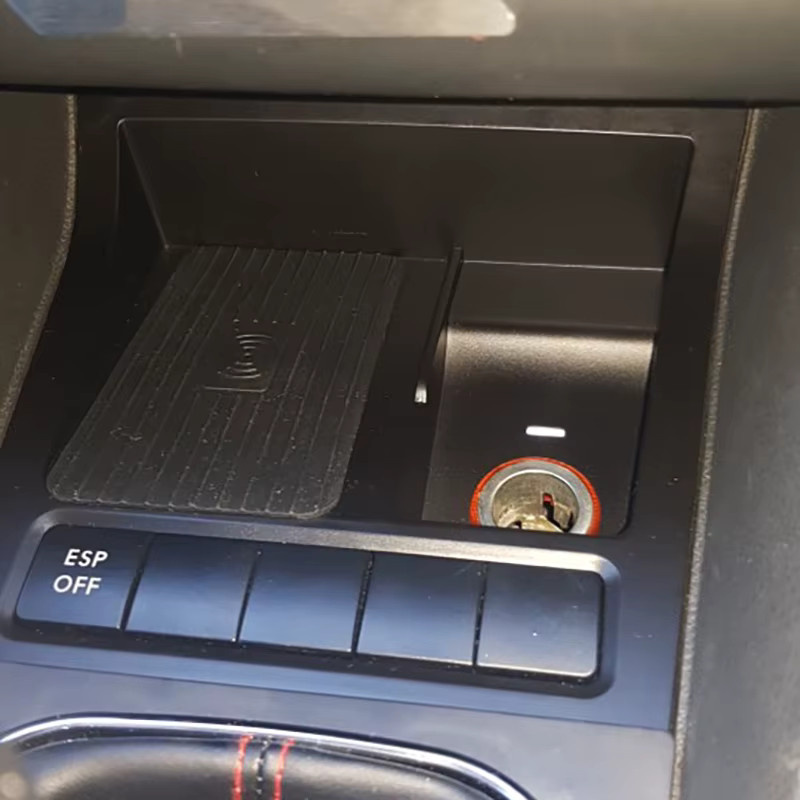 15W Wireless Auto-Ladegerät für VW Golf 6 MK6 Scirocco Sagitar in Schwarz - Bild 2