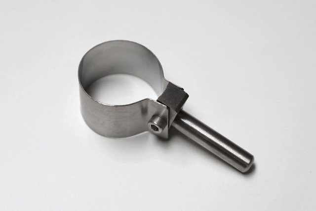 Handlaufschelle aus Edelstahl V2A in Silber für Rundstabkonsolen zur Wandmontage von dieda - Bild 1
